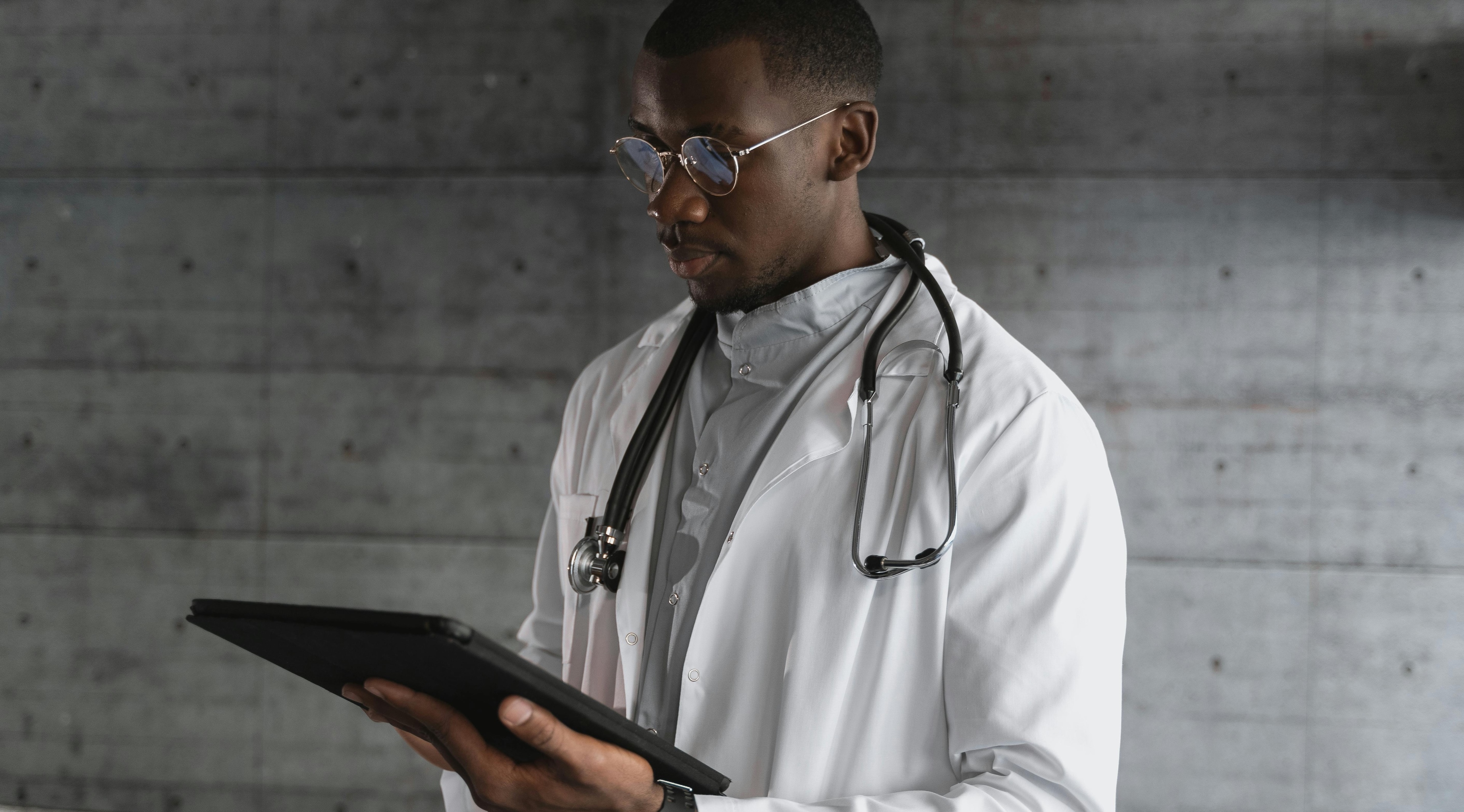 Healthtech Leaders Prioritize Human-Centered AI Design